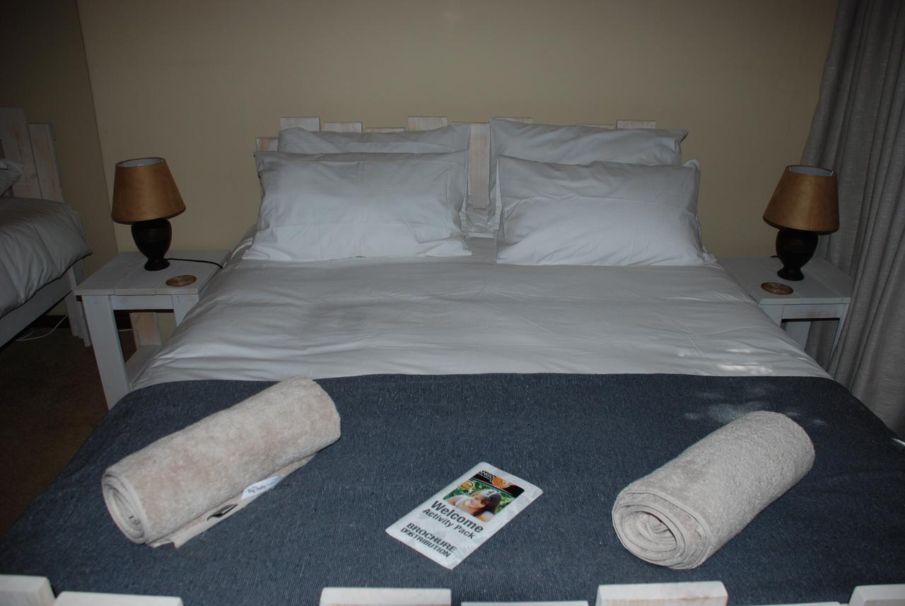 86 On Langenhoven Bed & Breakfast Oudtshoorn Dış mekan fotoğraf